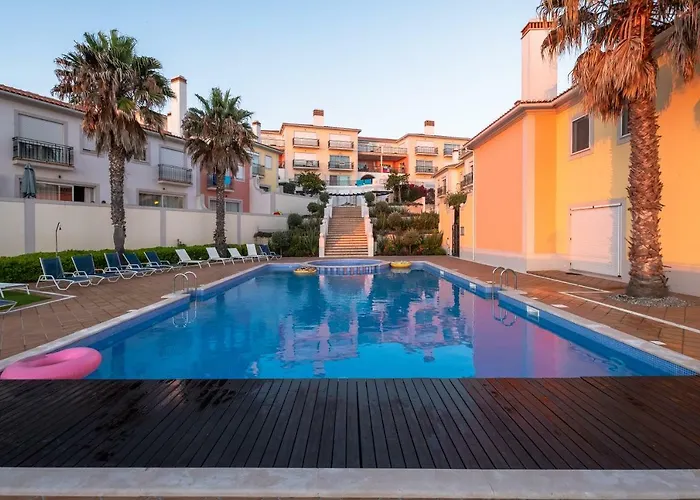 Acolhedora Vivenda Geminada D'el Rey *